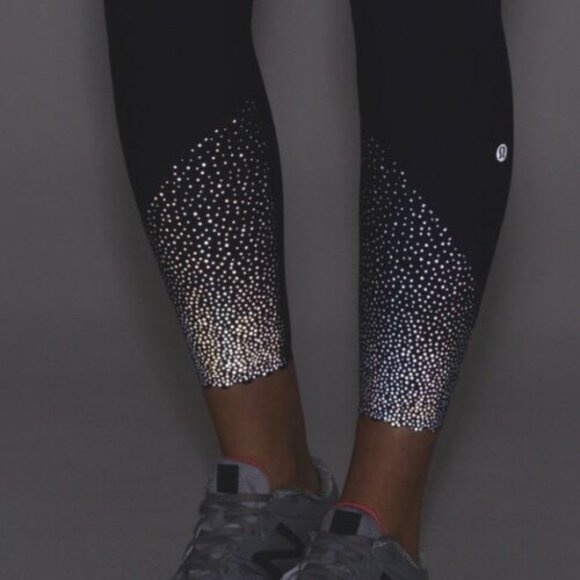 Lulu Tight Stuff 7/8 Tight w/ Flaw :( - Picture 3 of 8